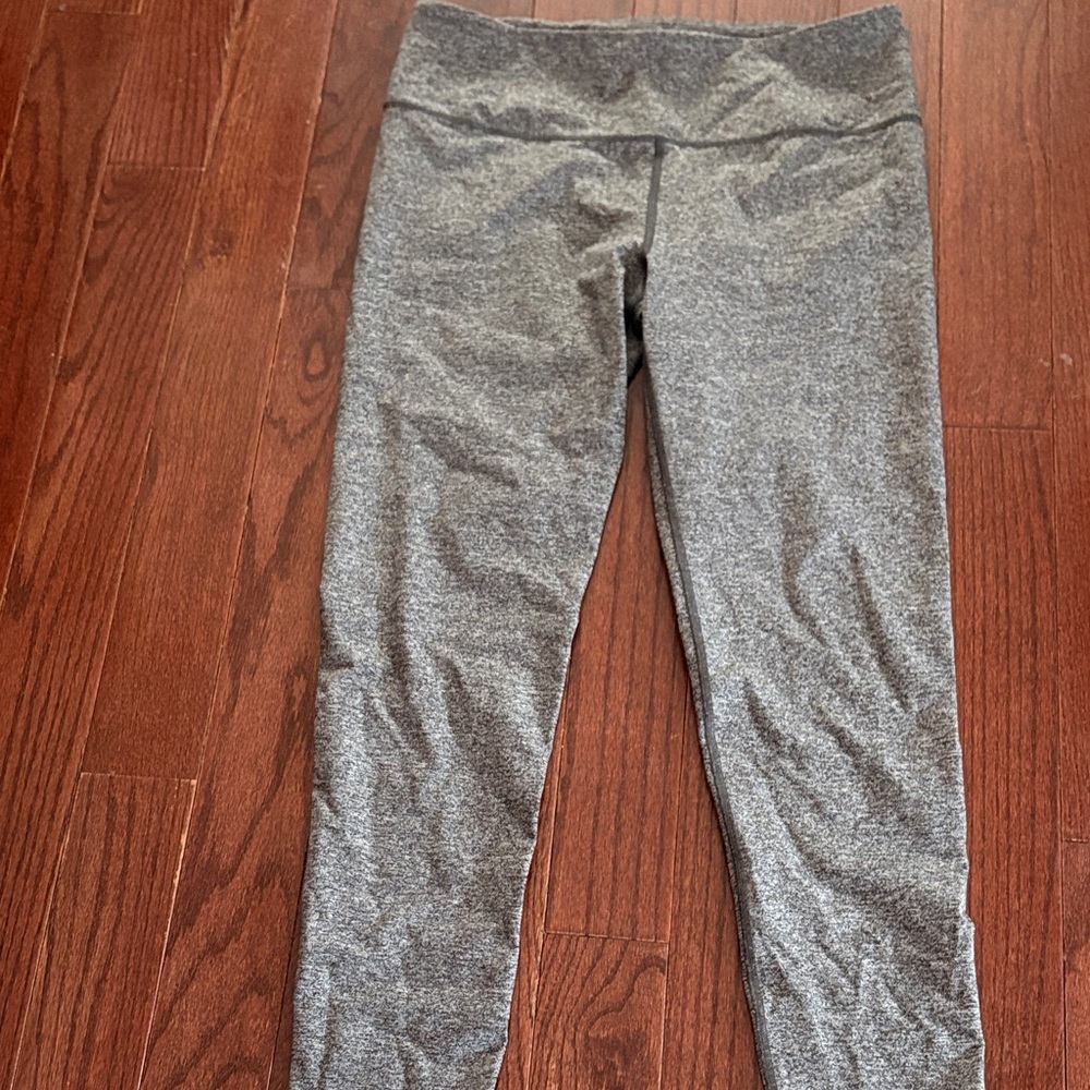 Victoria’s Secret gray workout Leggings